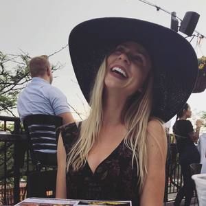 Meet your Posher, Katrina